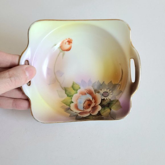 Noritake Japan hand painted porcelain trinket dish with floral design. - Picture 2 of 7